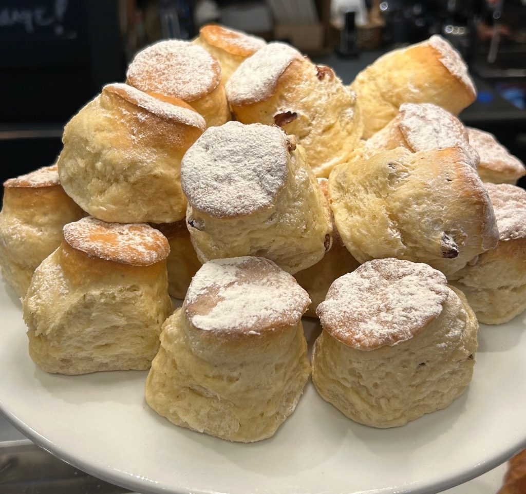 Plain Scone (2)