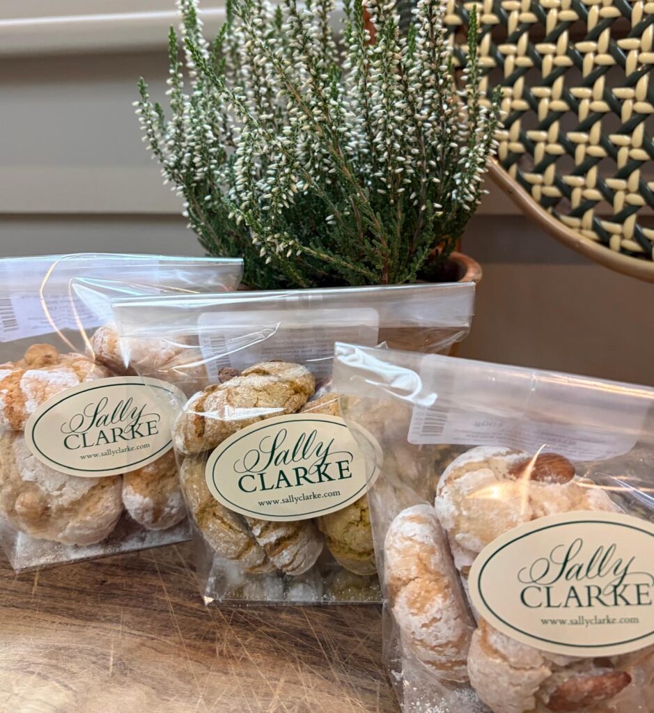 Hazelnut Macaroons